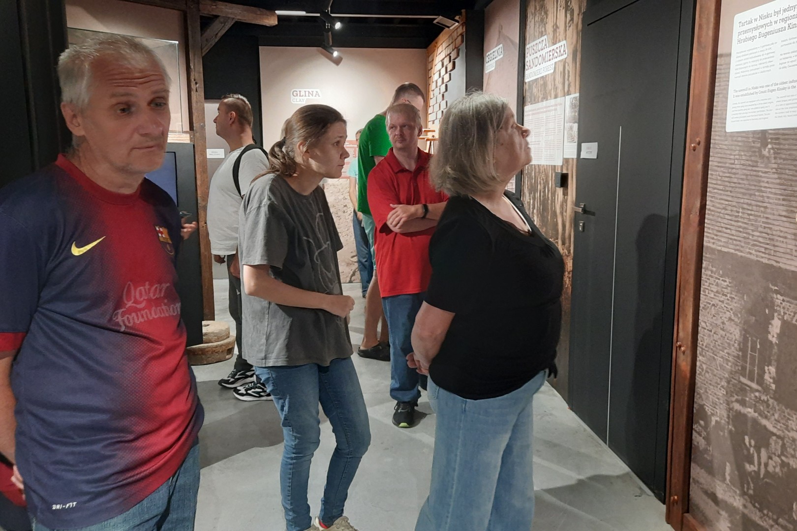Uczestnicy podczas wizyty w Centrum Edukacji Multimedialnej w Nisku